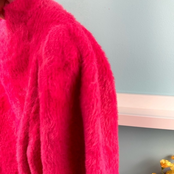 NWT Free People Raspberry Pop fuzzy sweater, size XL - Picture 6 of 16